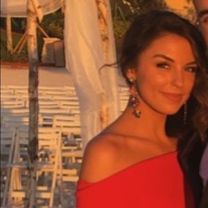 Meet your Posher, Caralynn